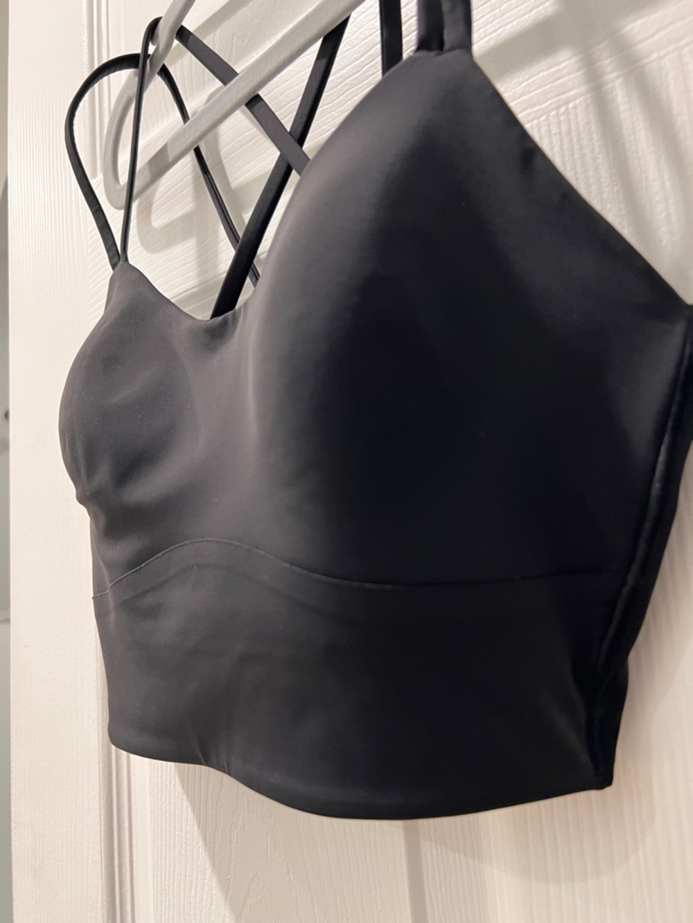 Lululemon like a cloud bra tank 6 black - Picture 4 of 6